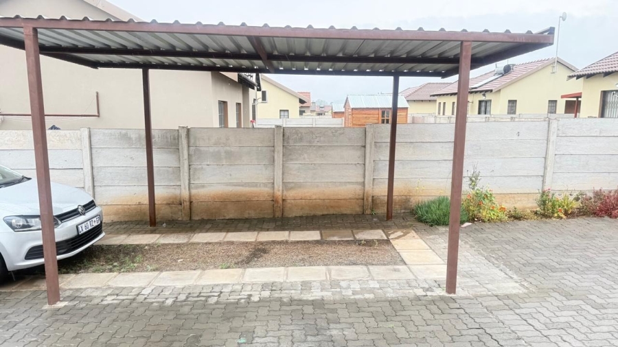 3 Bedroom Property for Sale in Waterkloof East North West